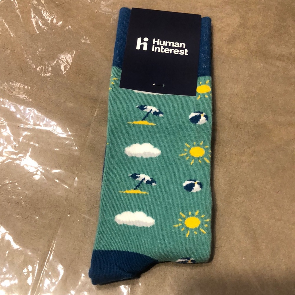 SockClub Human Interest Beach Scenery Socks 🏖️